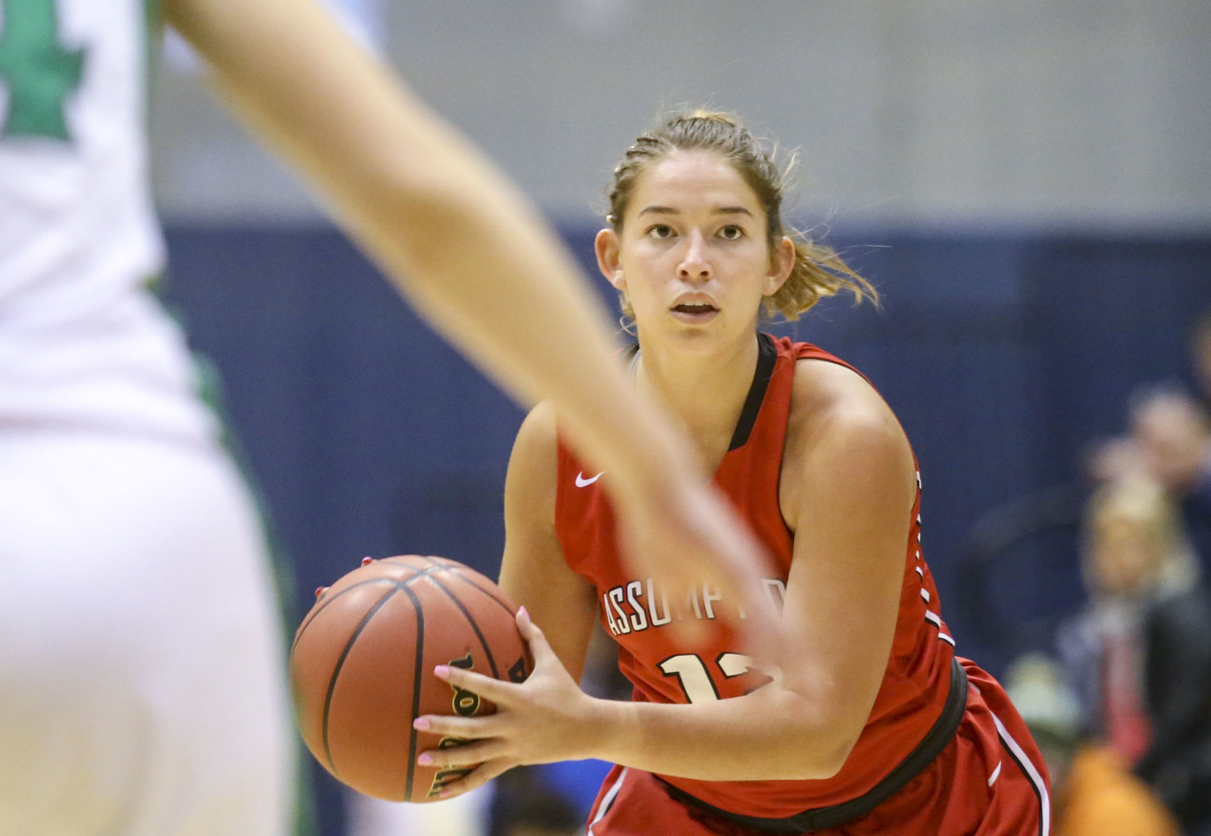 031819-qct-spt-seniorhoops-g017
